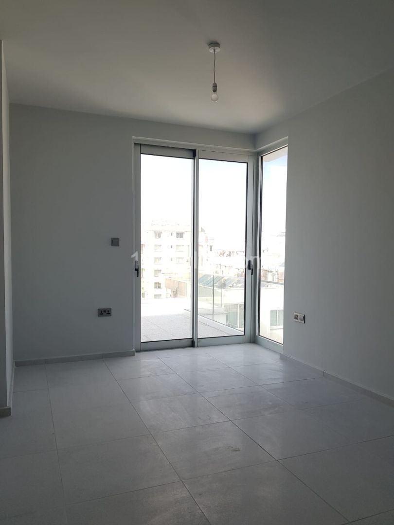 Flat To Rent in Girne Merkez, Kyrenia