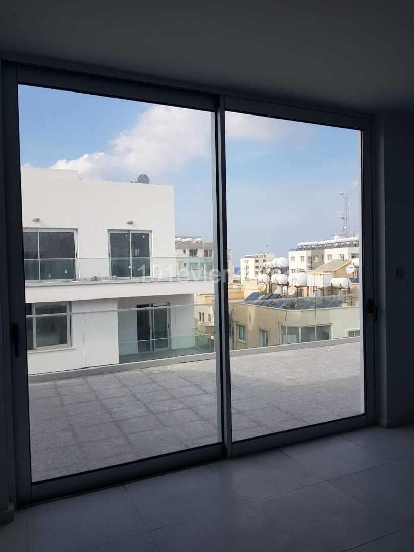 Flat To Rent in Girne Merkez, Kyrenia