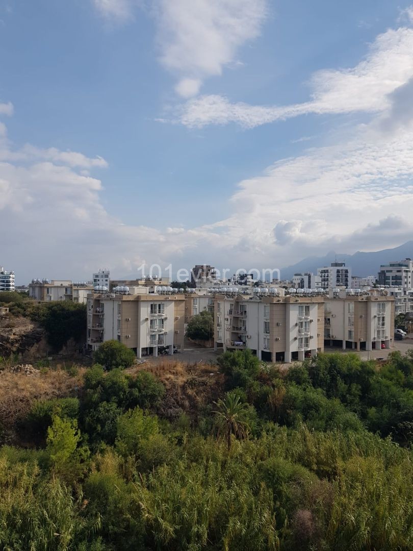 Flat To Rent in Girne Merkez, Kyrenia