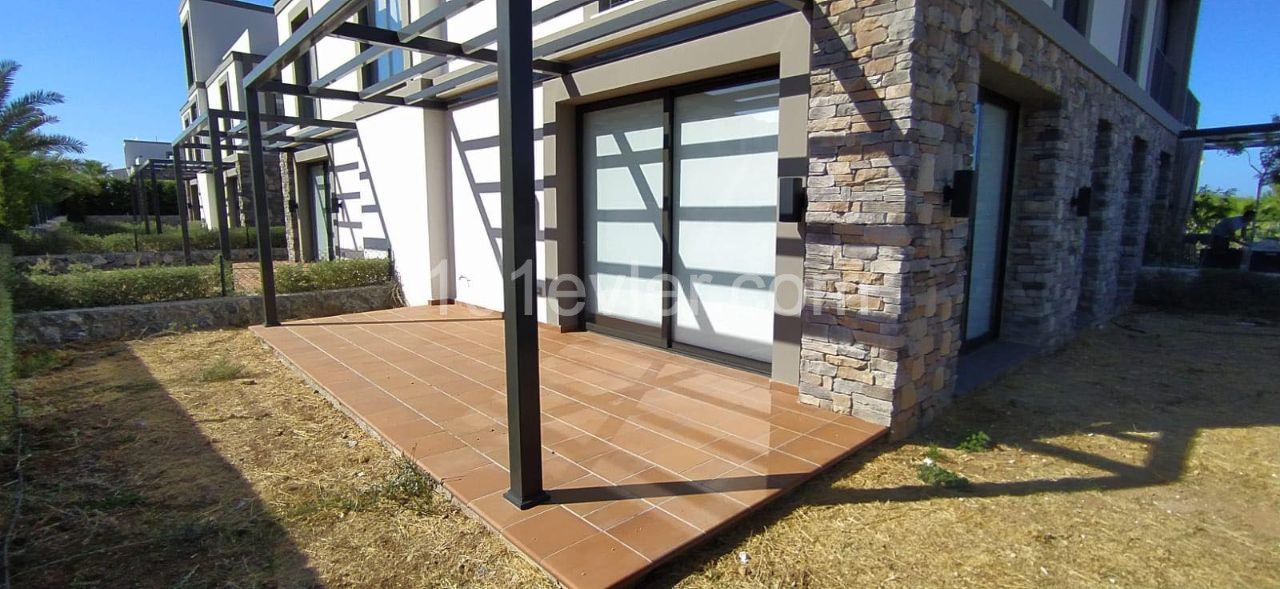 NEW FURNISHED GARDEN FLOOR FOR RENT IN A VERY SPECIAL COMPLEX IN ALSANCAK, CYPRUS ** 