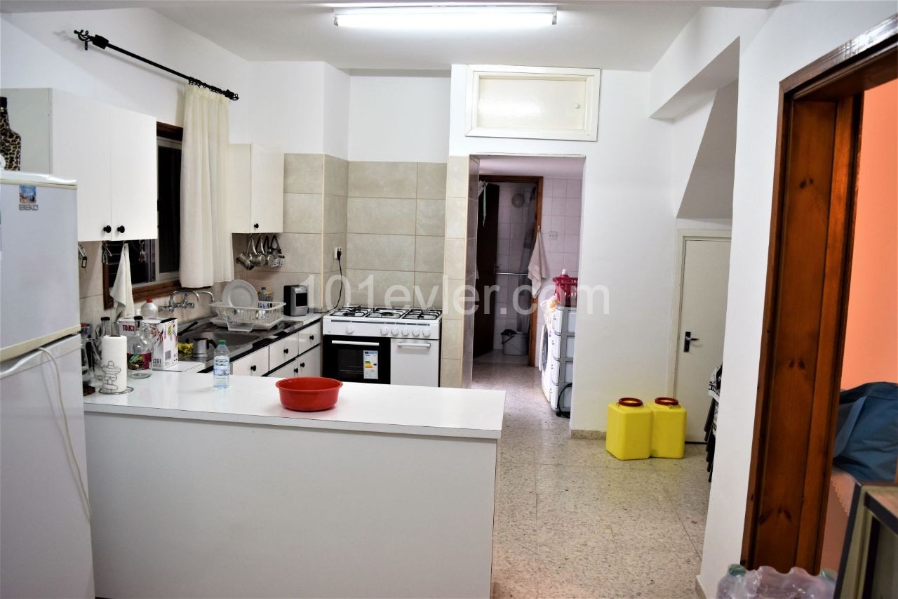 4 Bedrooms Traditional Cypriot House for Rent in Ozankoy Kyrenia 