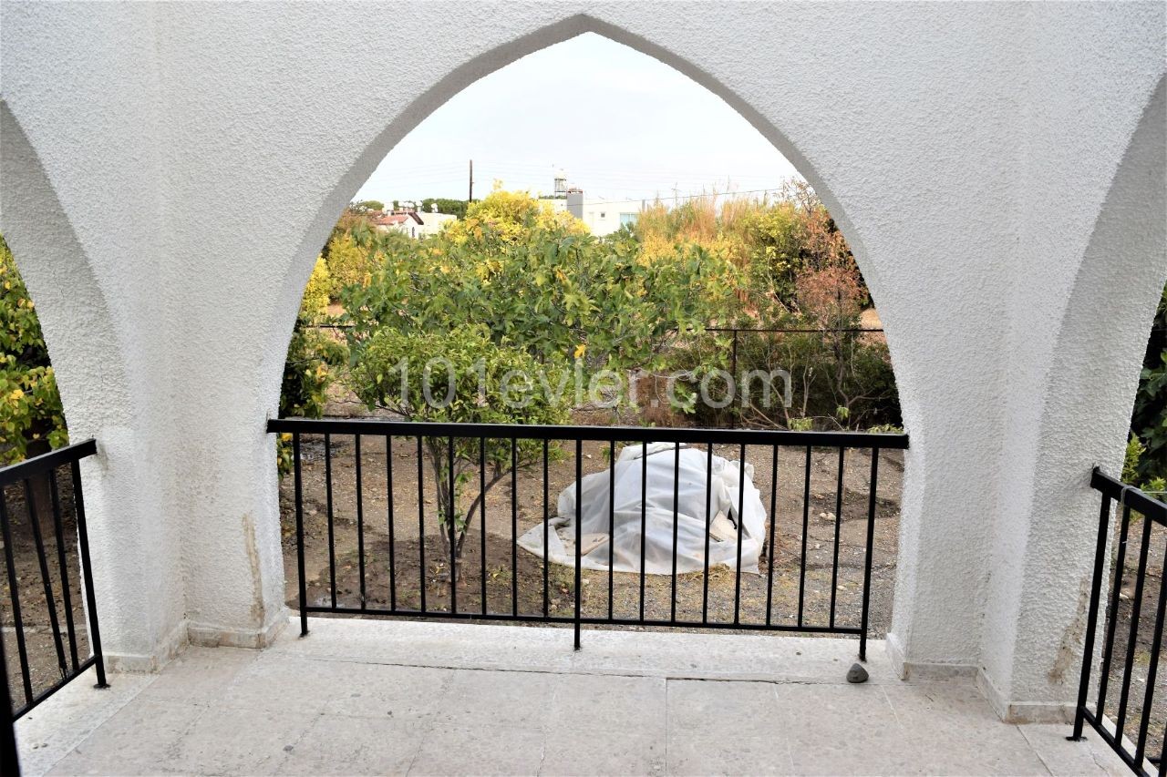 4 Bedrooms Traditional Cypriot House for Rent in Ozankoy Kyrenia 