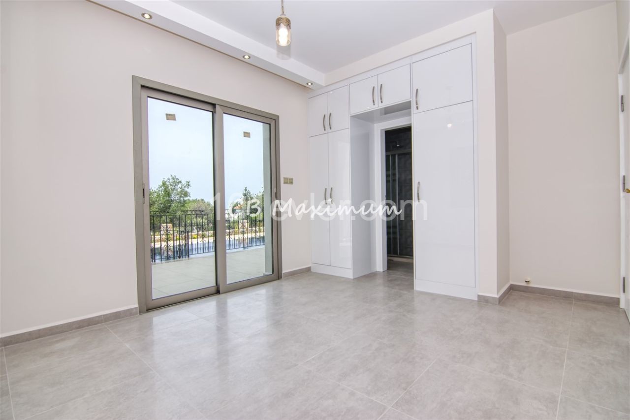 5+1 Villa With Swimming Pool For Sale In Cyprus Kyrenia Alsancak ** 