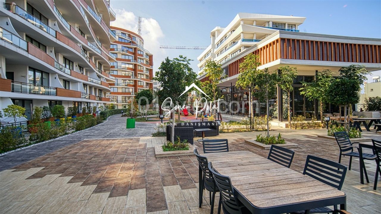 Akacan Elegance'da En Üst Katta Satılık 3+1 Köşe Penthouse/Residence