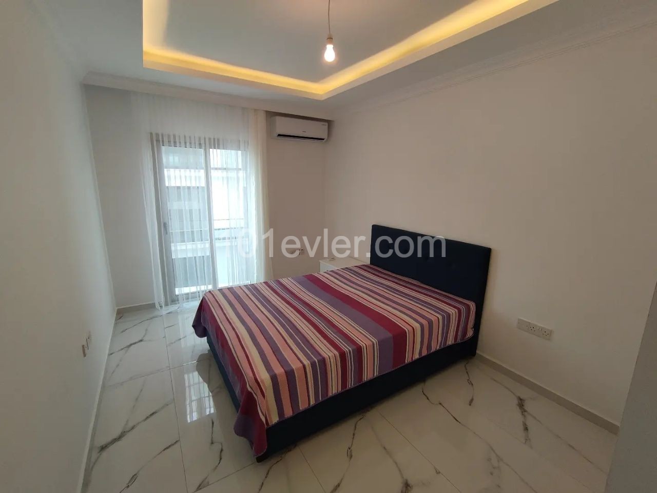 Luxury 1+1 Apartment Flat For Rent in Kyrenia Center Northern Cyprus 