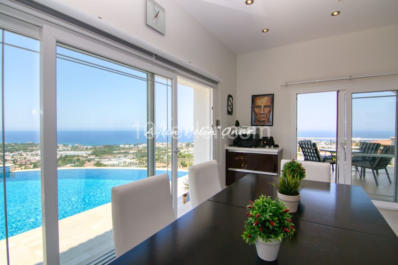 Zypern Kyrenia Edremit Zu Verkaufen 4 + 1 Villa Mit Meerblick ** 