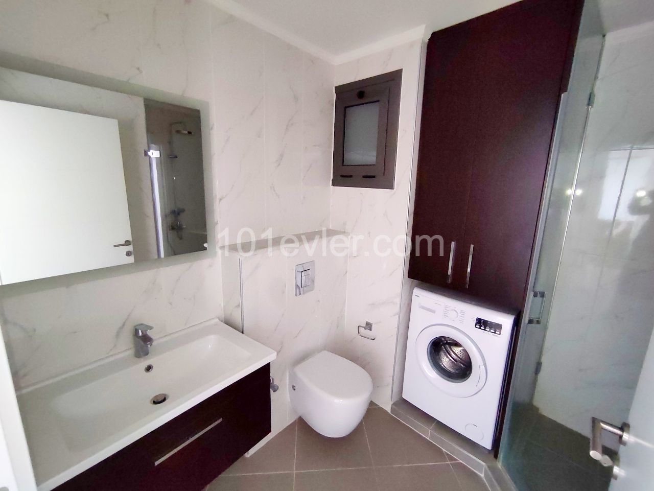 2+1 Flat for Rent in Elegance Complex in the Center of Kyrenia ** 