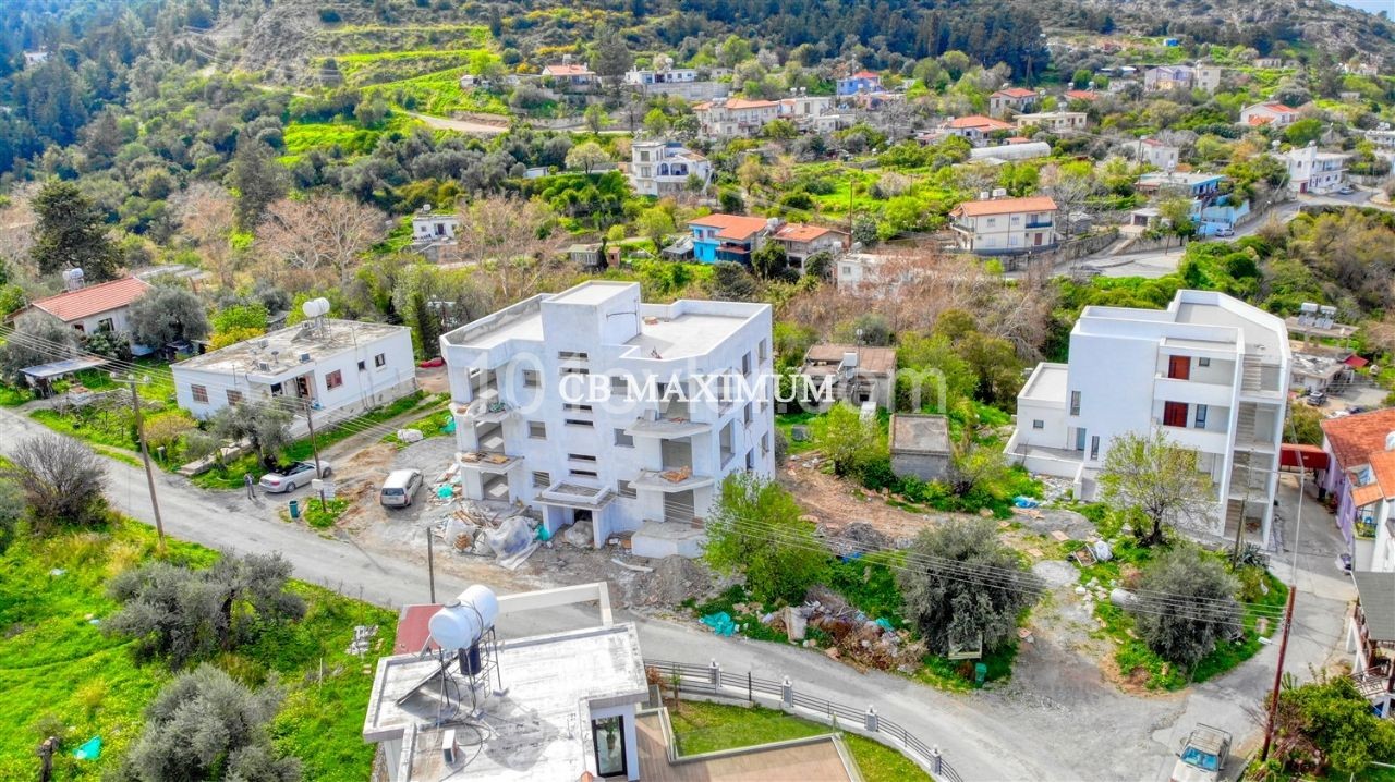 Апартаменты Zero 3+1 расположены в Кирении Альсанджак, Кипр, недалеко от школ и отелей ** 