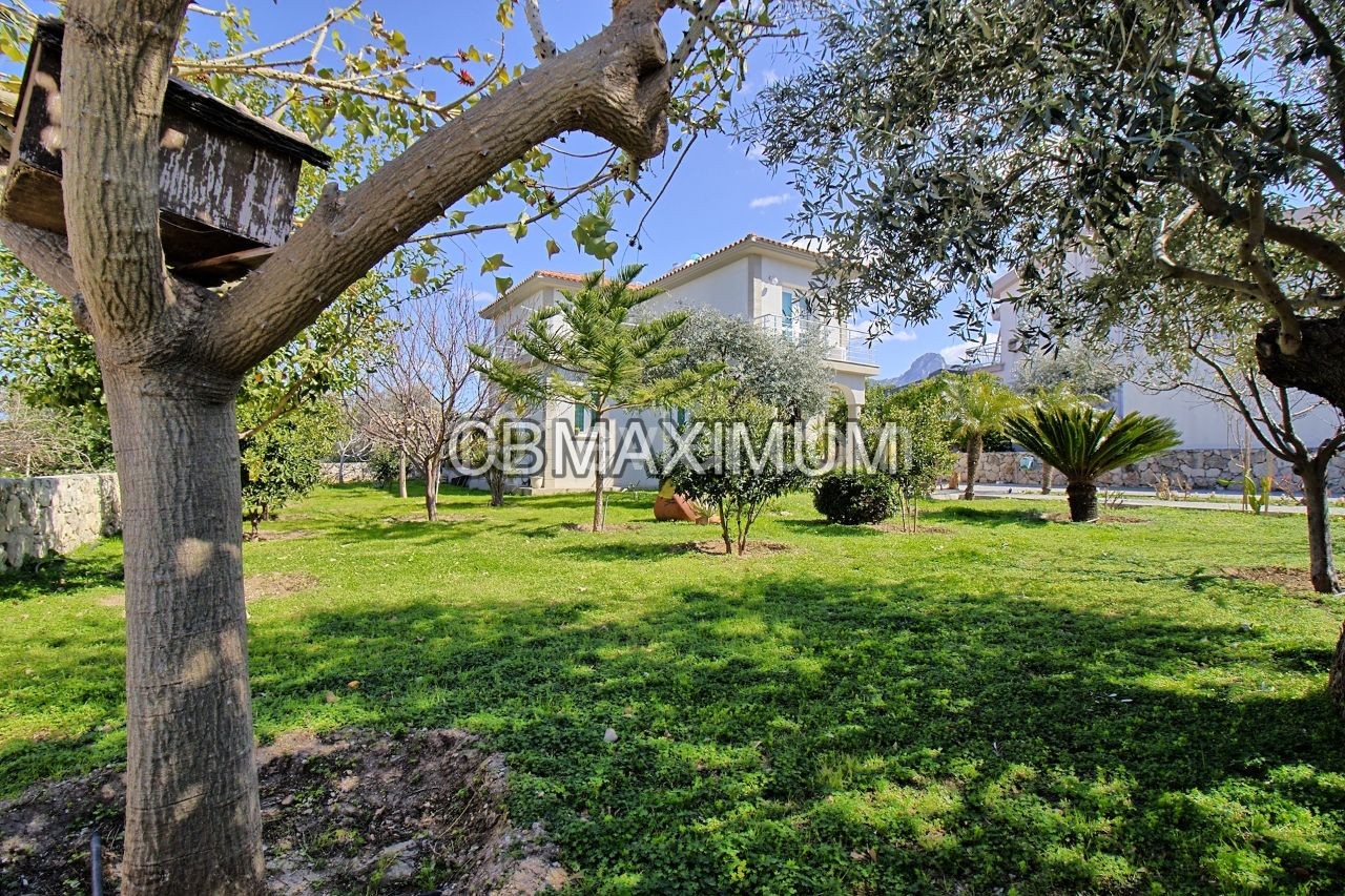 Flawless 3+1 Detached Villa for Sale in a 605m2 Plot of Land in Kyrenia Catalkoy, Cyprus  