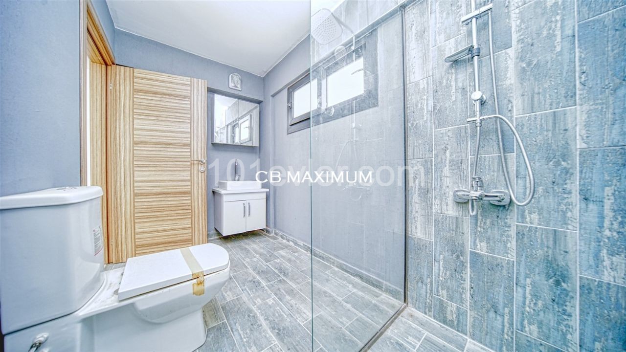 STUNNING DUBLEX PENTHOUSE IN A SITE IN ALASANCAK !!! ** 