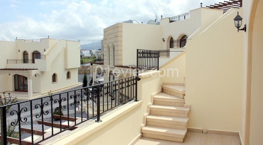 2+1 SEHR PRIVATE WOHNUNG MIT HERRLICHEM MEERBLICK IN ZYPERN KYRENIA ESENTEPEDE ** 