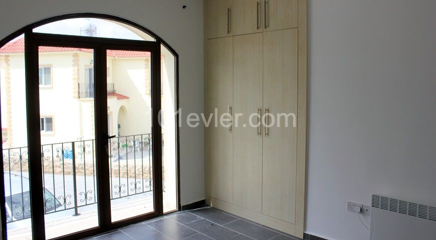 2+1 SEHR PRIVATE WOHNUNG MIT HERRLICHEM MEERBLICK IN ZYPERN KYRENIA ESENTEPEDE ** 