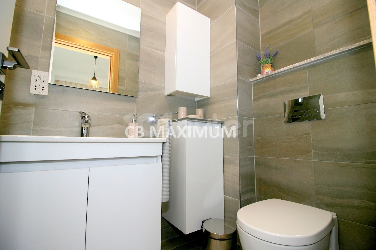 Fully Furnished Luxury 2+1 Flat for Rent in a Complex with Pool in Ozanköy, Girne ** 