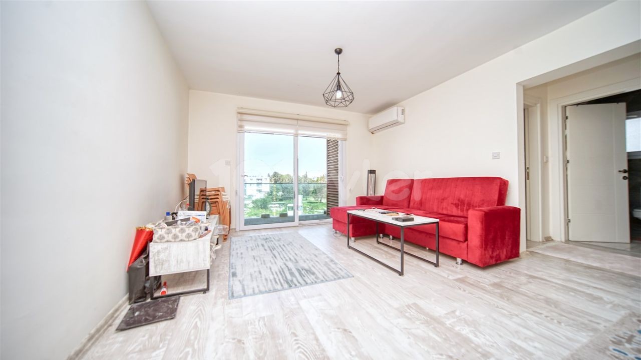 Girne Karakum'da Satılık 2+1 Eşyalı Daire