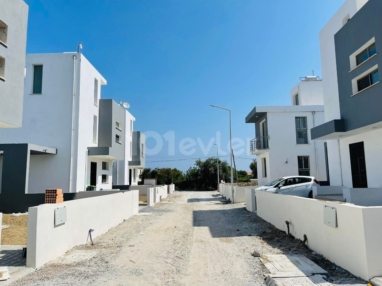 3+1 SEHR PRIVATE VILLA IN ZYPERN KYRENIA LAPTA GEPLANT ZU ZAHLEN ** 