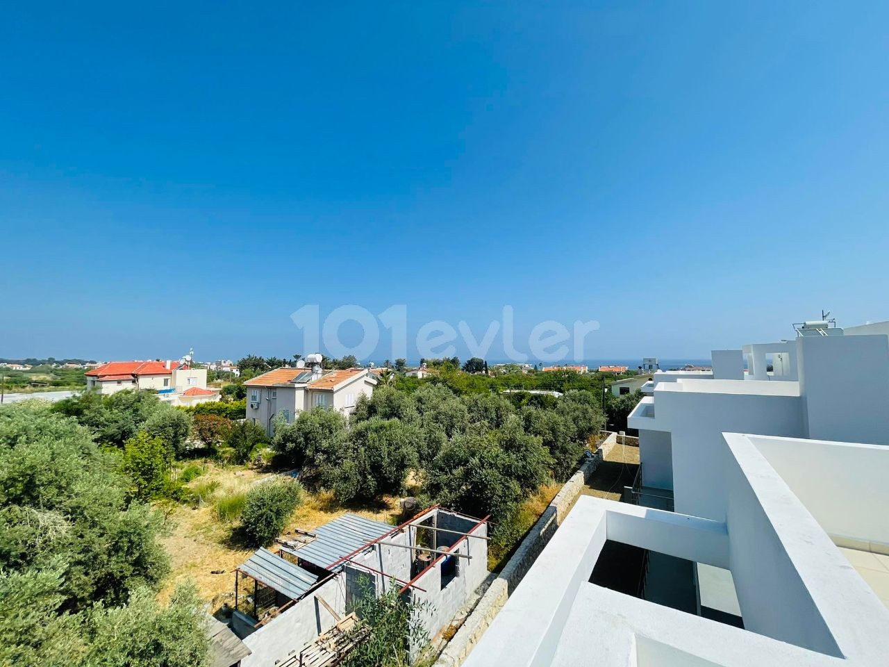 3+1 SEHR PRIVATE VILLA IN ZYPERN KYRENIA LAPTA GEPLANT ZU ZAHLEN ** 