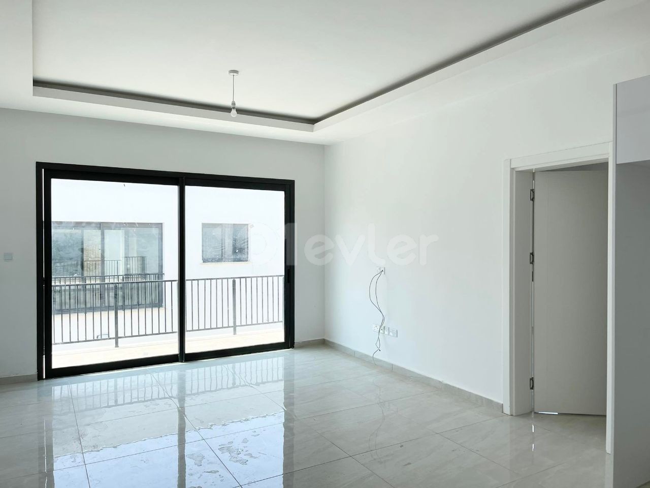 Zypern Kyrenia Olivenhain TE NET 100 M2 Gelegenheit Preis 2+1 obere Etage Wohnung mit privater Terrasse ** 