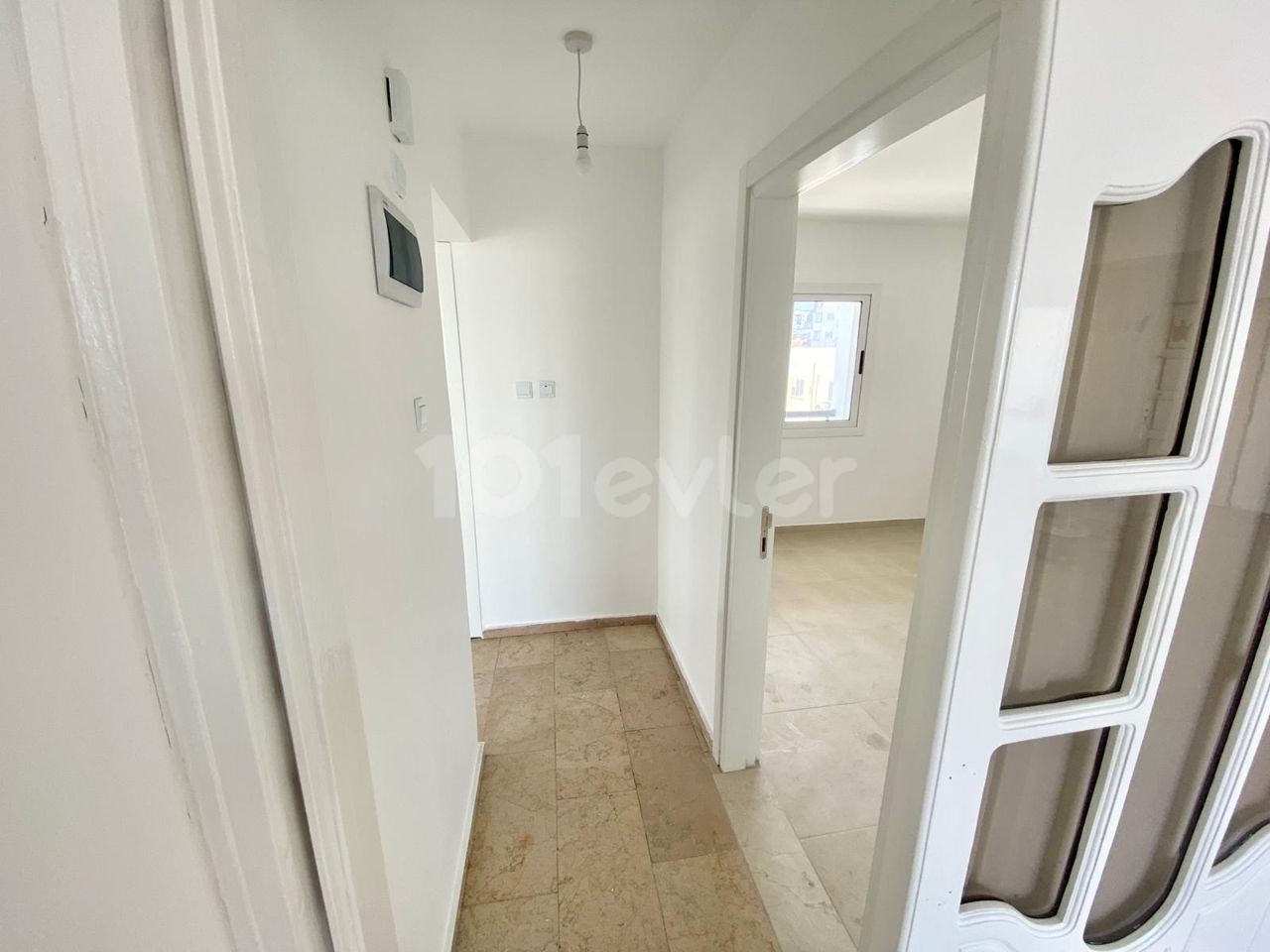 3+1 Office For Rent In The Center Of Kyrenia, Cyprus