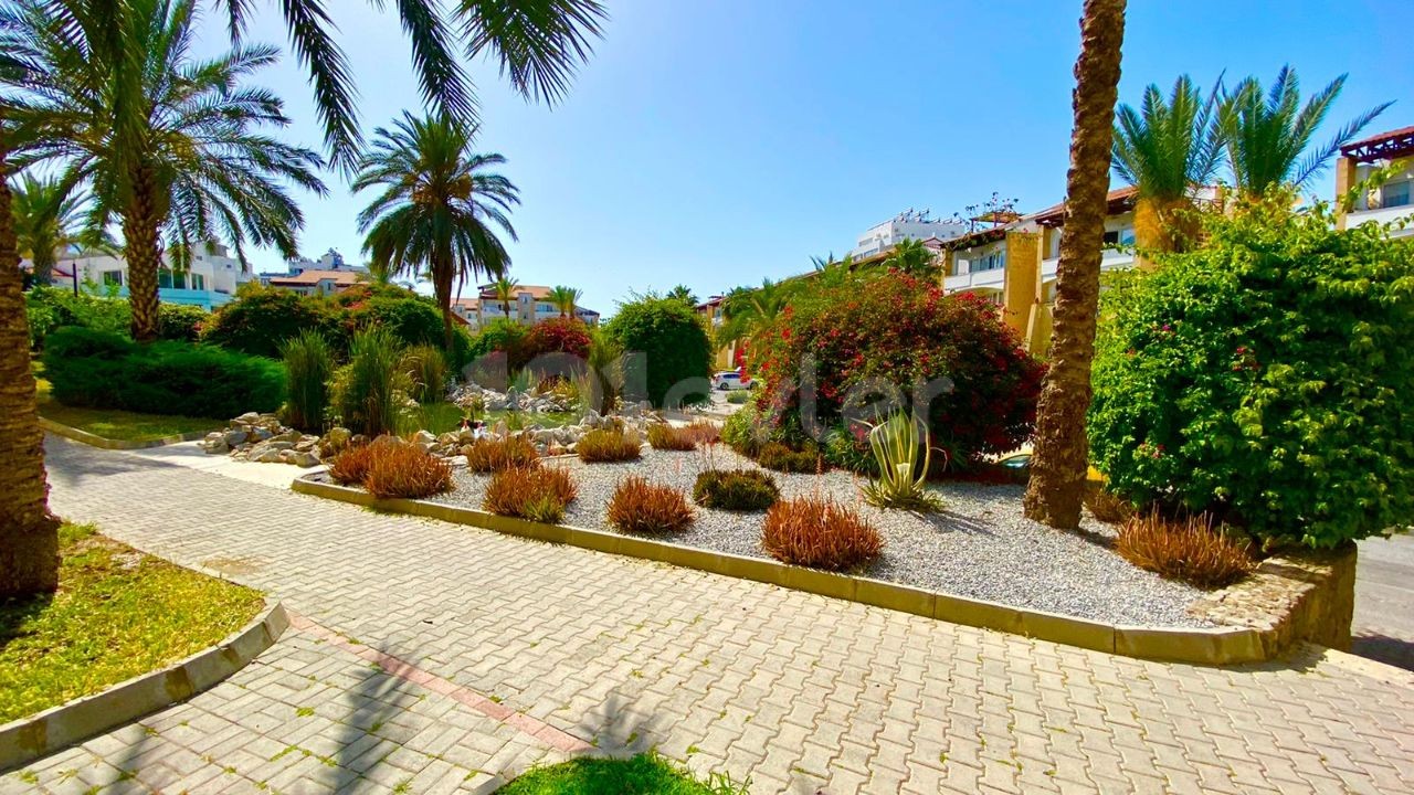 1 + 1 Apartment with a Turkish Cob on a Site with a Pool in the Center of Kyrenia! £57.500 ** 