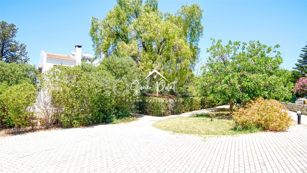 2+1 Twin Typ Villa Zur Miete In Kyrenia Karaoglanoglunda Website ** 