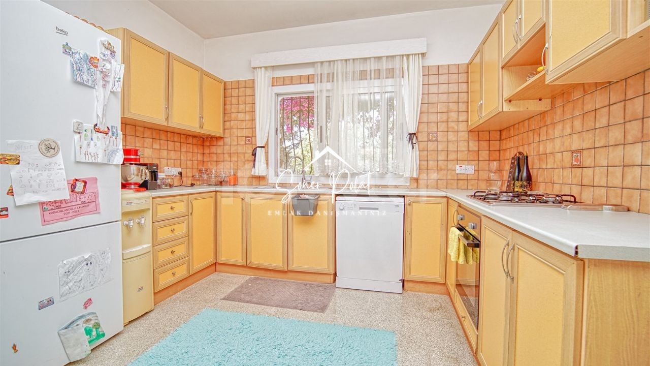 2+1 Twin Typ Villa Zur Miete In Kyrenia Karaoglanoglunda Website ** 