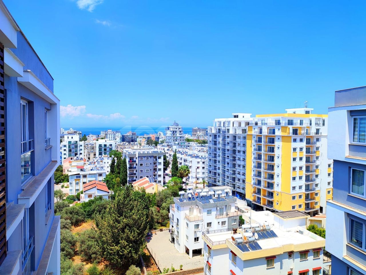 Ensuite 3-Bedroom Penthouse for Rent in the Center of Kyrenia ** 