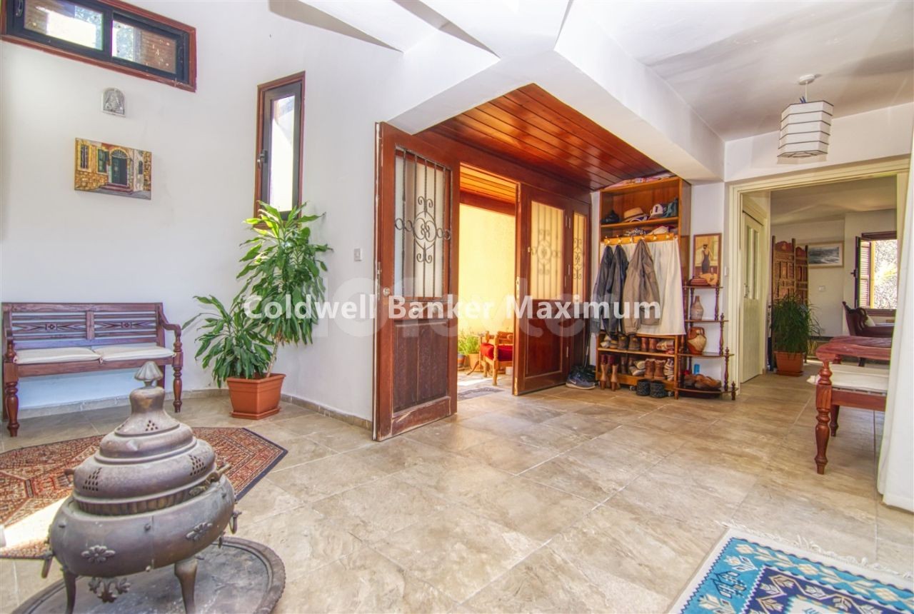 Breathtaking 5 Bedroom Villa for Rent in Kyrenia Karmide (Private Portfolio) ** 