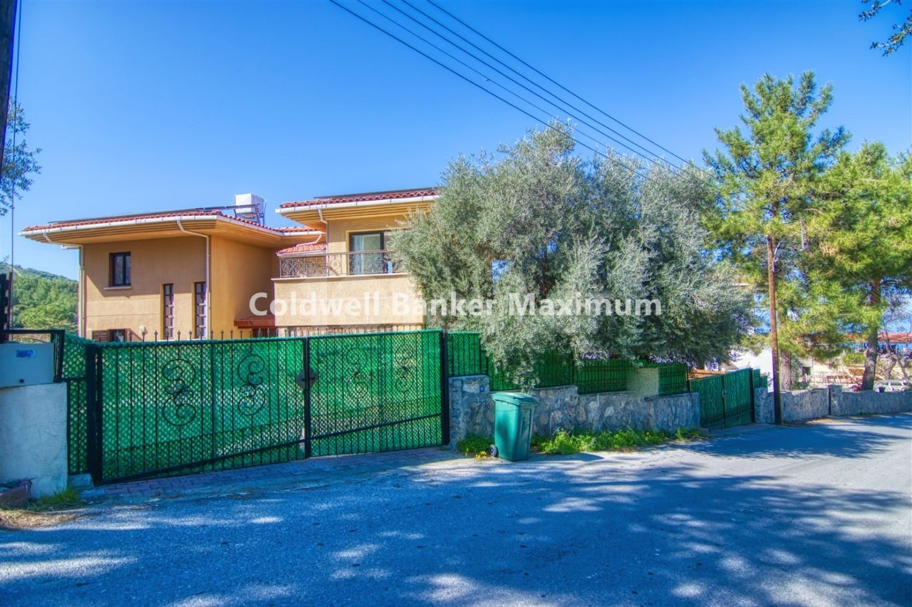 Girne Karmide Nefes Kesici 5 Yatak Odalı Kiralık Villa (Özel Portföy)