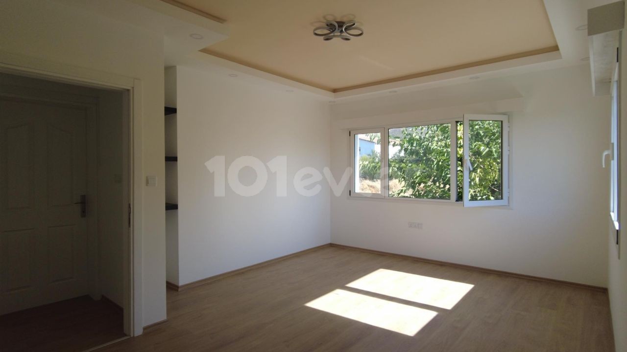 5+1 VILLA ZUM VERKAUF IN ZYPERN KYRENIA KARAOGLANOGLUN KOMPLETT RENOVIERT ** 