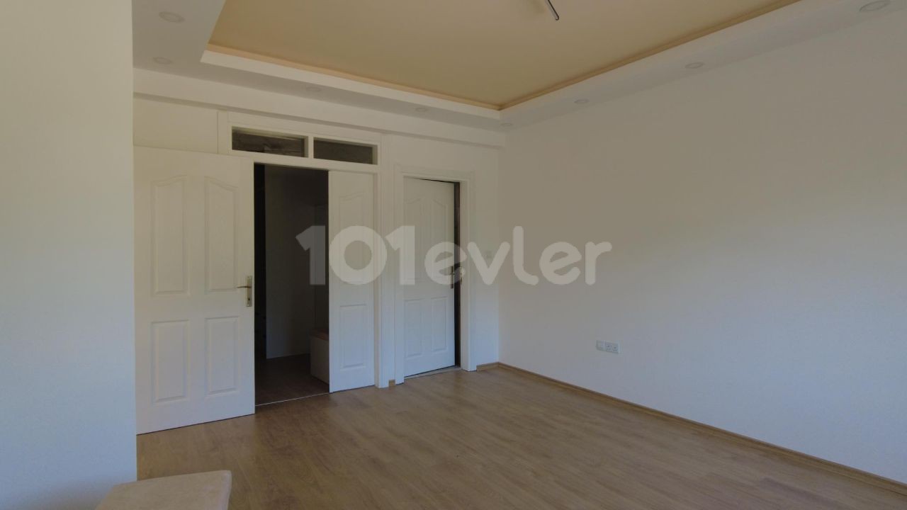 5+1 VILLA ZUM VERKAUF IN ZYPERN KYRENIA KARAOGLANOGLUN KOMPLETT RENOVIERT ** 