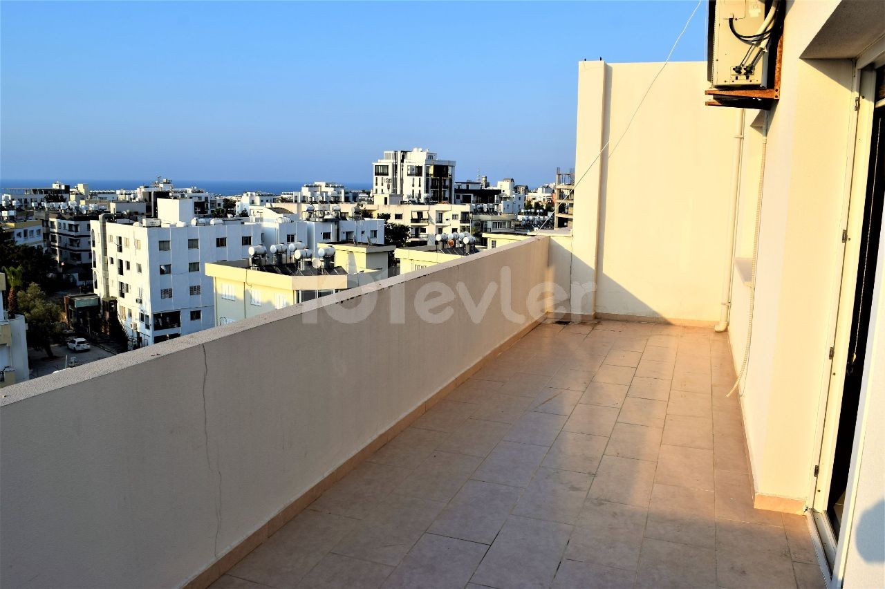 2+1 Penthouse with Large Balcony for Rent in Kyrenia Center