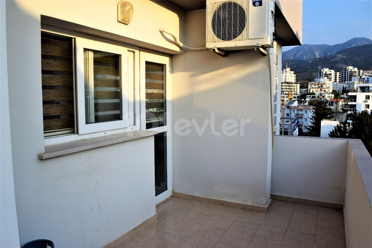 2+1 Penthouse with Large Balcony for Rent in Kyrenia Center