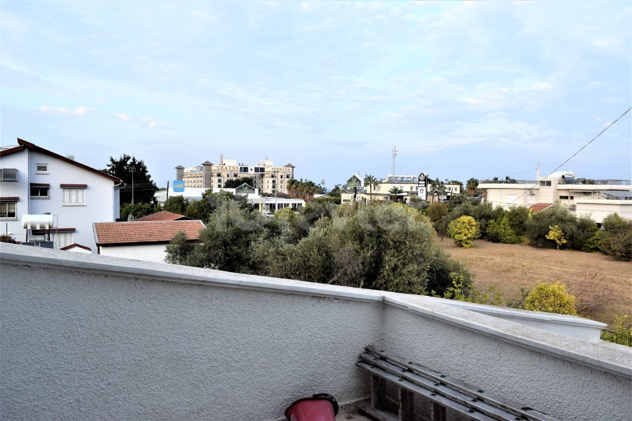 4+1 Detached House for Rent with a Large Garden in Kyrenia Ozankoy ** 