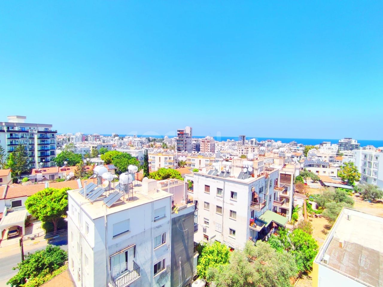 1 Bedroom Penthouse with Stunning Views in the Center of Kyrenia ** 