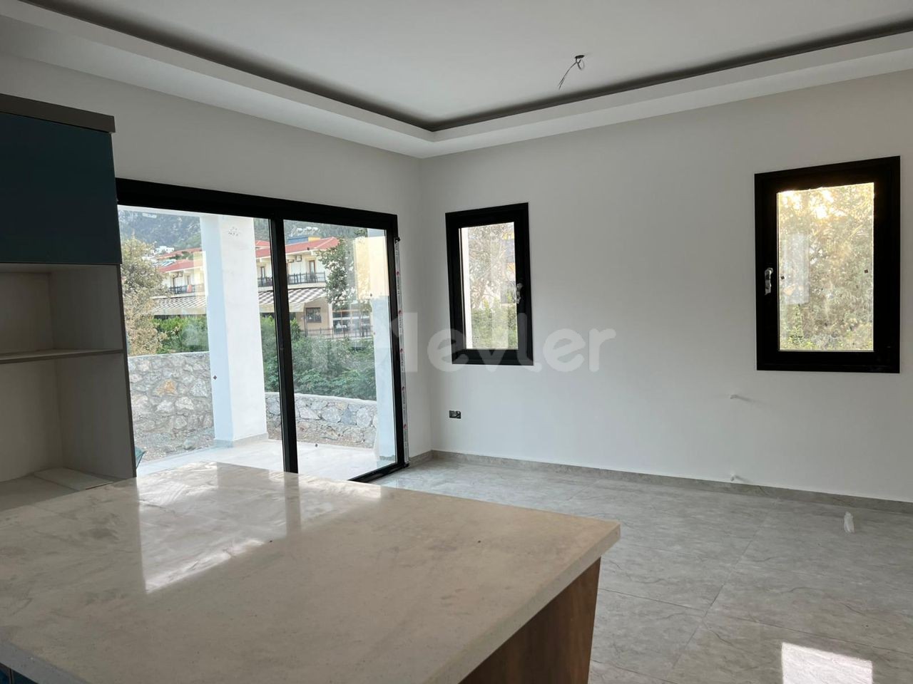 Kıbrıs Girne Alsancak Bölgesinde Satılık 3+1 Villa