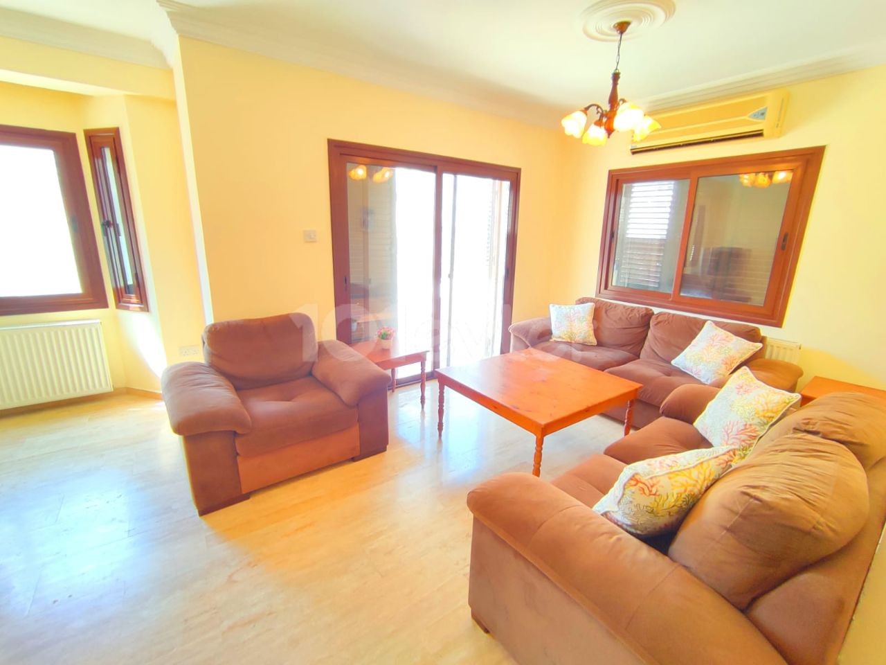 3 Bedroom Furnished Apartment in Kashgar in the Center of Kyrenia ** 