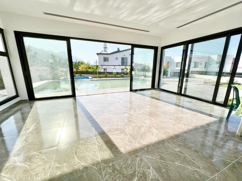 3 + 2 Ultra Luxury Villa with Pool in Kyrenia Çatalköy Region ** 