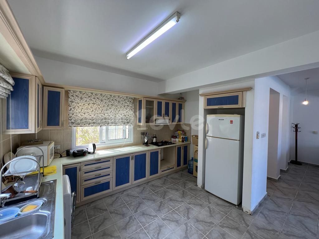 3 + 1 Villa mit Pool zu verkaufen in Kyrenia Ozanköy ** 