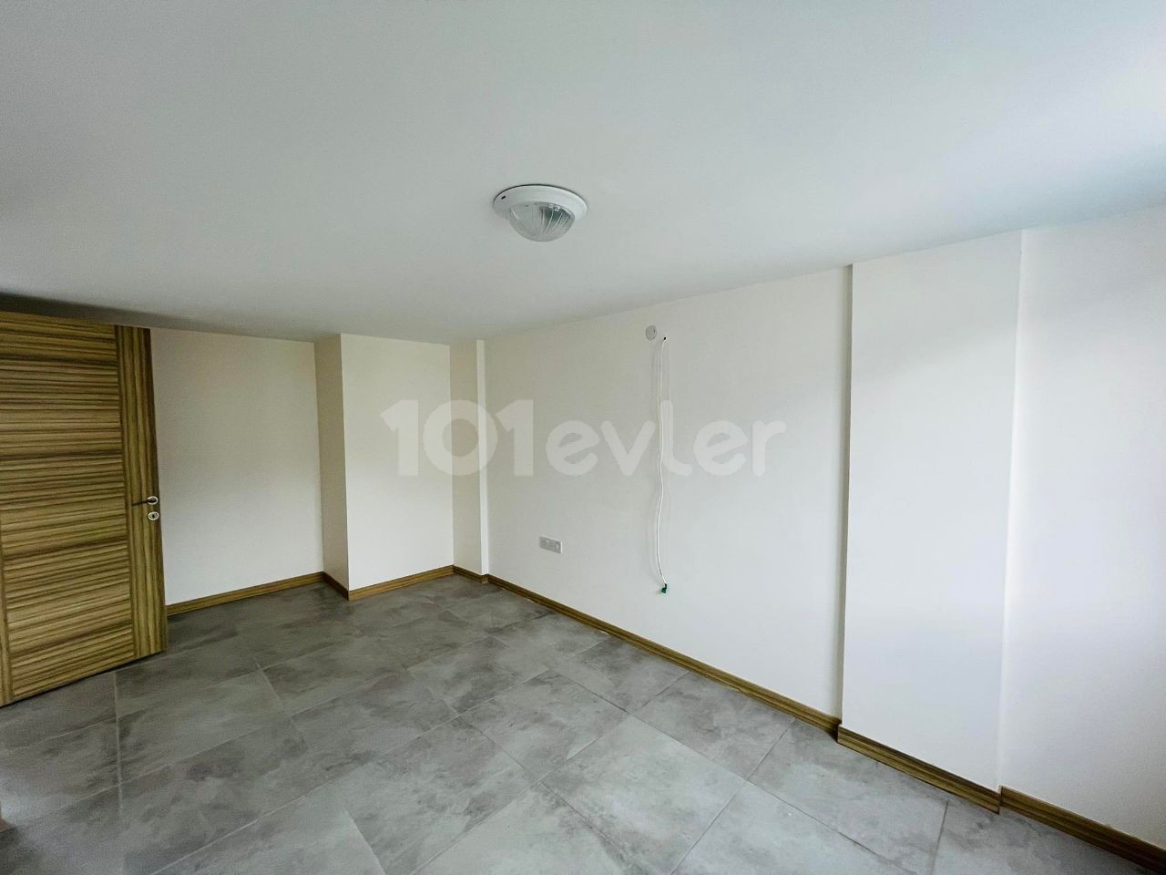 Flat For Sale in Alsancak, Kyrenia