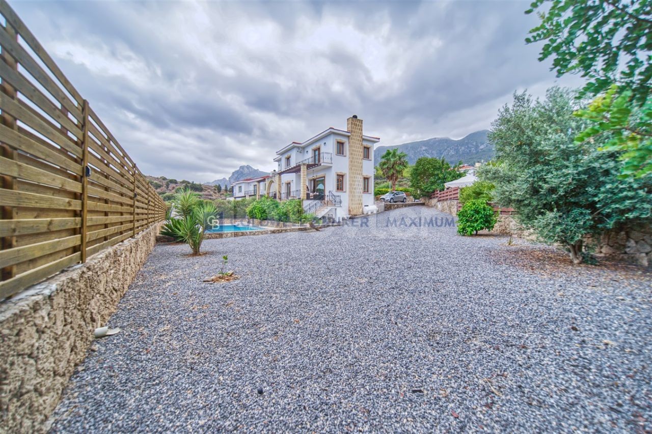 Villa For Sale in Edremit, Kyrenia