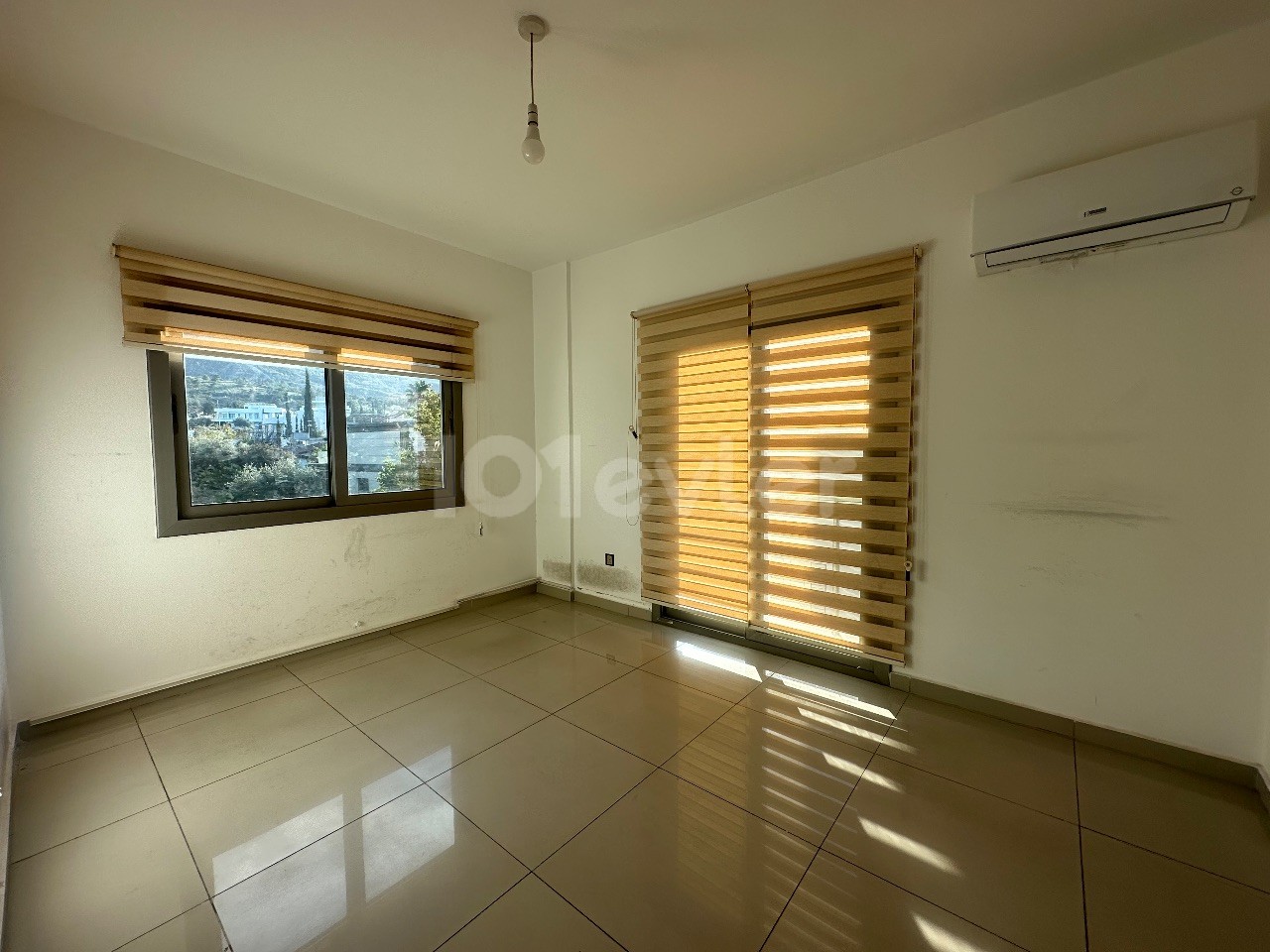 2+1 and 1+1 apartments for rent in Kyrenia Center