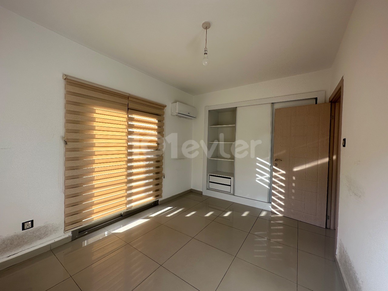 2+1 and 1+1 apartments for rent in Kyrenia Center