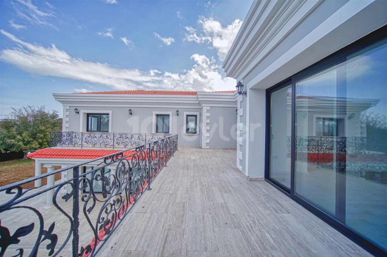 Villa For Sale in Çatalköy, Kyrenia