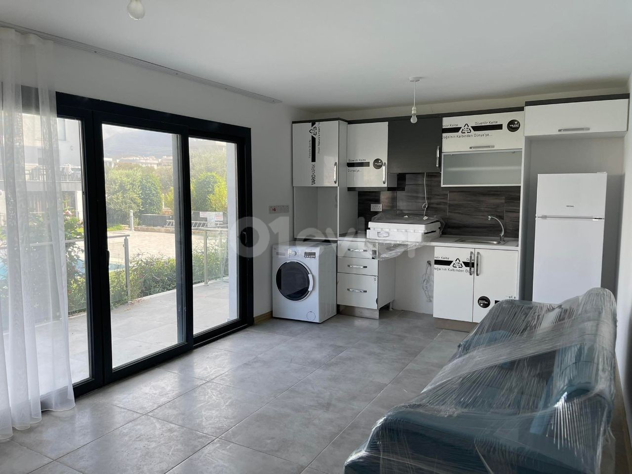 Flat To Rent in Alsancak, Kyrenia