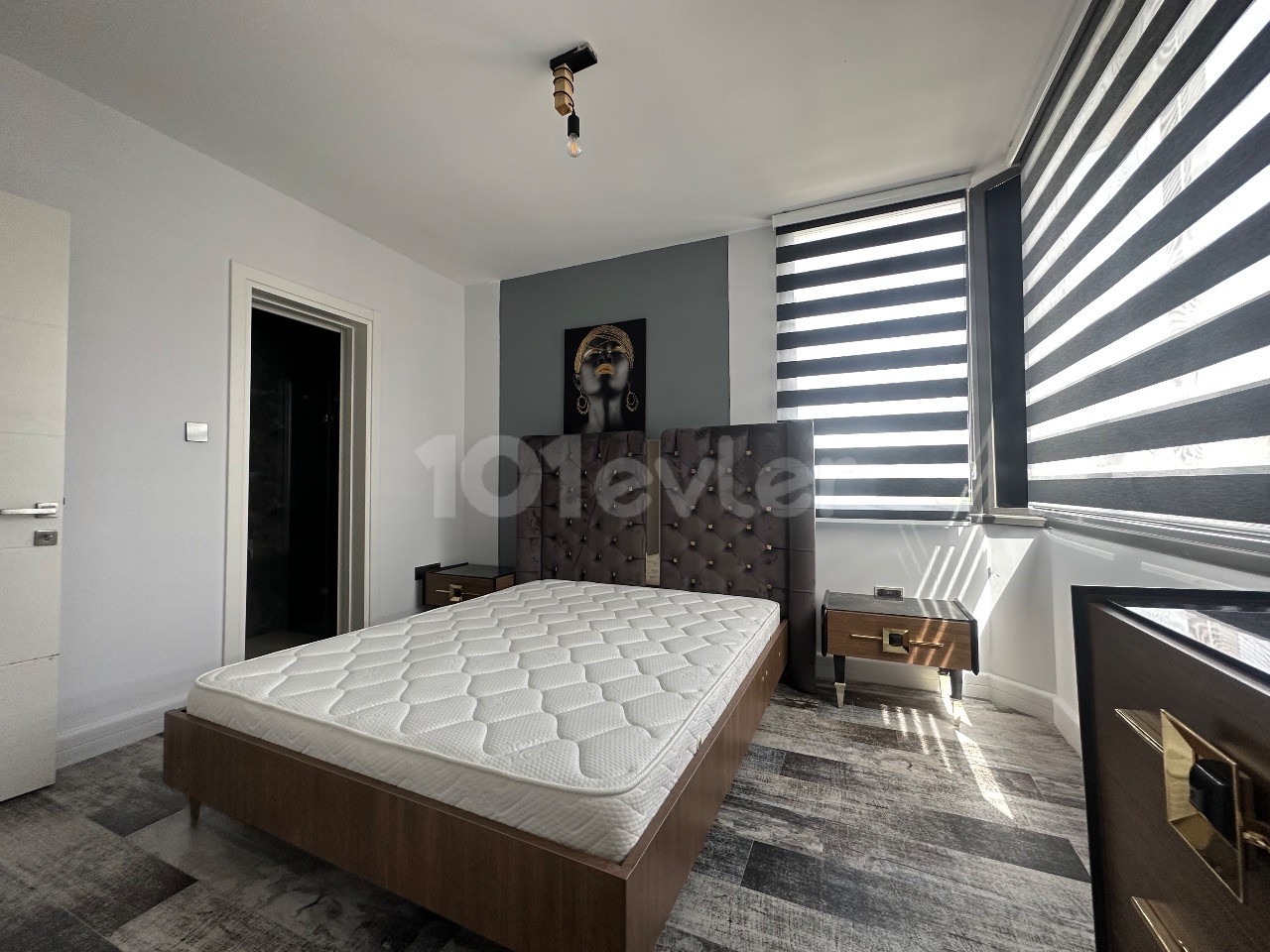 3+1 fully furnished penthouse for rent in Kyrenia Center