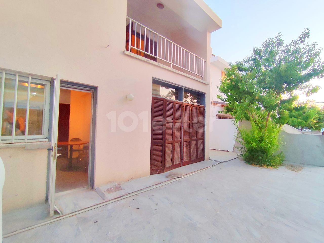 Spacious 3 Bedroom Semi Detached House for Rent in the Center of Kyrenia