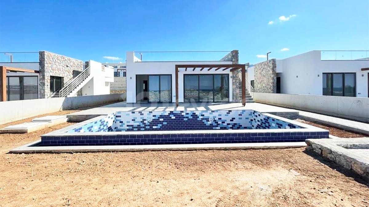 Eine Gelegenheit, die Sie sich nicht entgehen lassen sollten, Zypern, Kyrenia, Esentepe, bezugsfertige, möblierte, einstöckige Villa am Meer mit privatem Pool