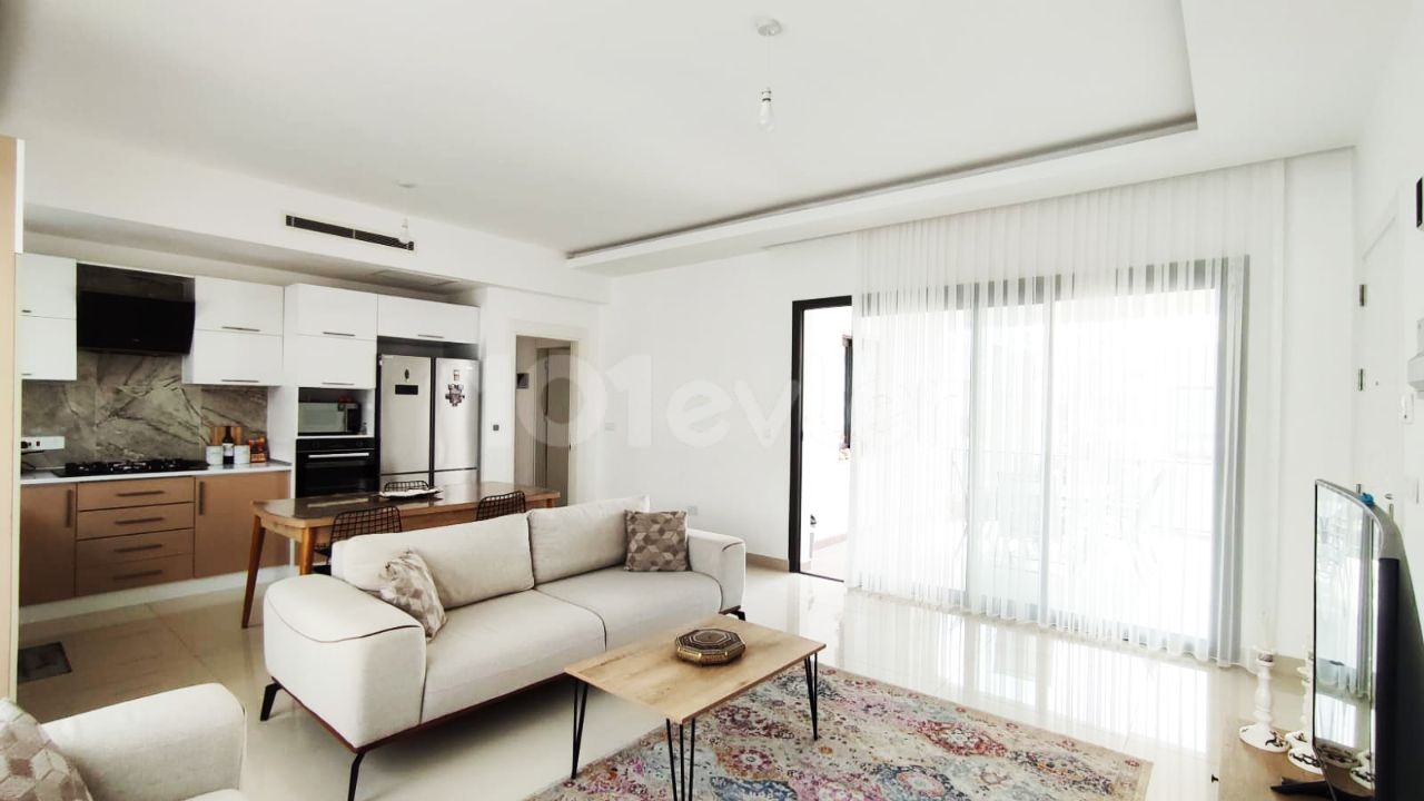 3+1 Flat for Sale with Shared Pool, Fully Furnished, Sea View,  Cyprus, Kyrenia