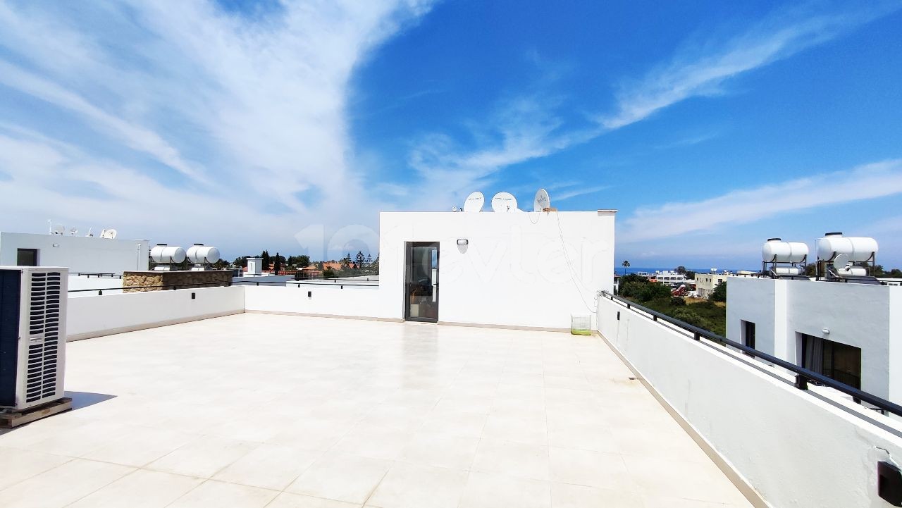 3+1 Flat for Sale with Shared Pool, Fully Furnished, Sea View,  Cyprus, Kyrenia