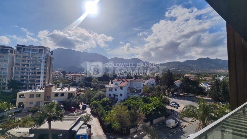 Luxuriöse 1+1-Wohnung zum Verkauf im Zentrum von Kyrenia